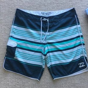 Billabong board shorts size 42